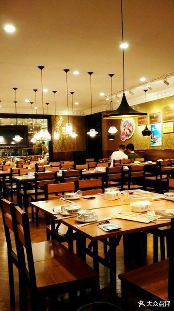 探索杭州娃哈哈美食城