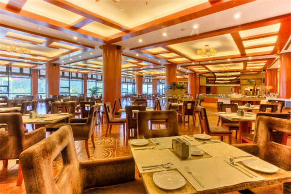 附近的餐饮大酒店推荐