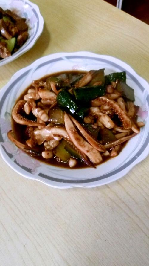青瓜炒鱿鱼的做法大全