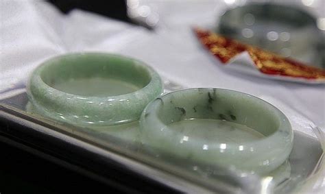 巴基斯坦玉镯值钱吗