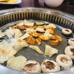 团结湖附近的美食街