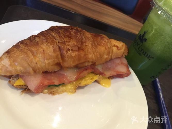 品尊国际广场-地下美食城怎么样