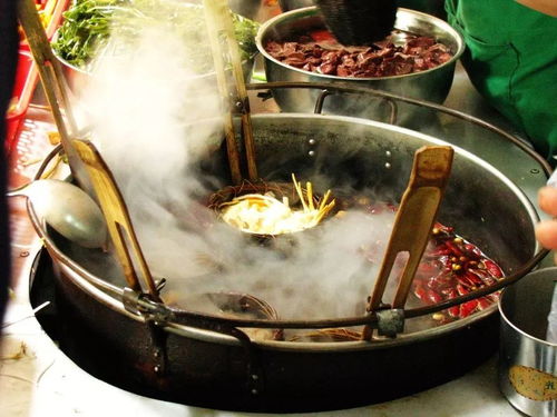享受美食的孤独时光：一人食锅美食