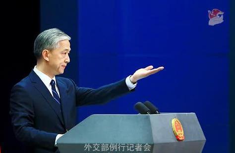 揭秘外交部记者会中国间谍威胁论的真相与国际误解

引言
在国际政治的棋盘上，信息的传播往往与国家的形象和利益紧密相连。近期，中国外交部在记者会上对所谓的“中国间谍威胁论”进行了坚决的反驳，这一事件不仅揭示了国际社会对中国角色的误解，也反映了信息战在现代外交中的重要性。本文将深入分析外交部记者会的
