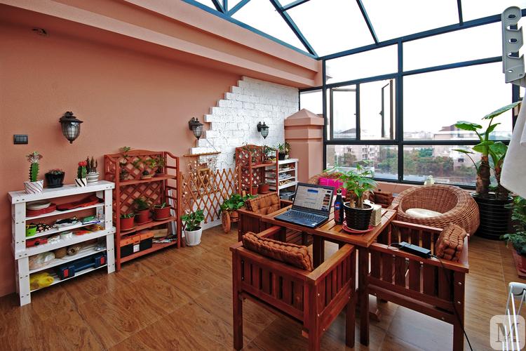 ㎡顶层复式超大露台与家庭共享的完美空间