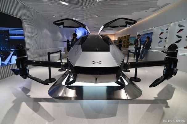 小鹏将量产飞行汽车