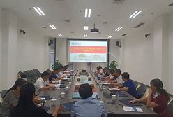 财务与产品领导层的变革公司战略调整的关键一步