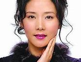 岁月雕刻的优雅何赛飞的自然老去之美