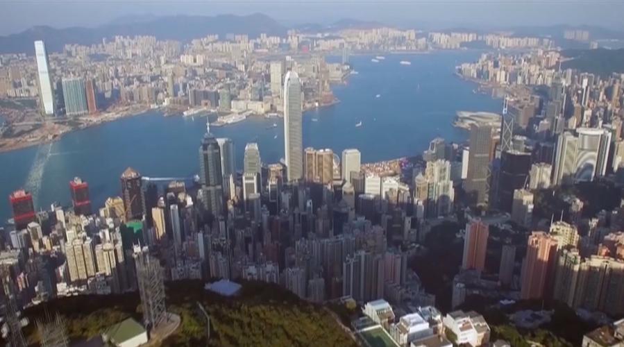 全球经济放缓中的香港回暖信号与未来展望