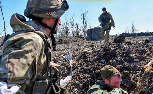 英媒：乌军总司令称，俄军正向波克罗夫斯克发动大规模进攻，整个前线都在激烈战斗