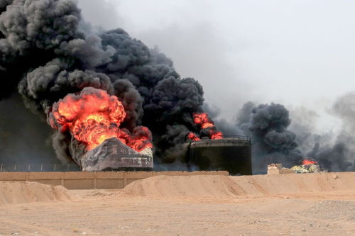 也门胡塞武装称荷台达省及哈杰省再遭空袭