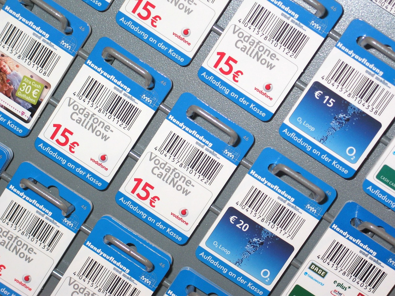 学校要求学生饭卡充值千元起步，合理还是过分？