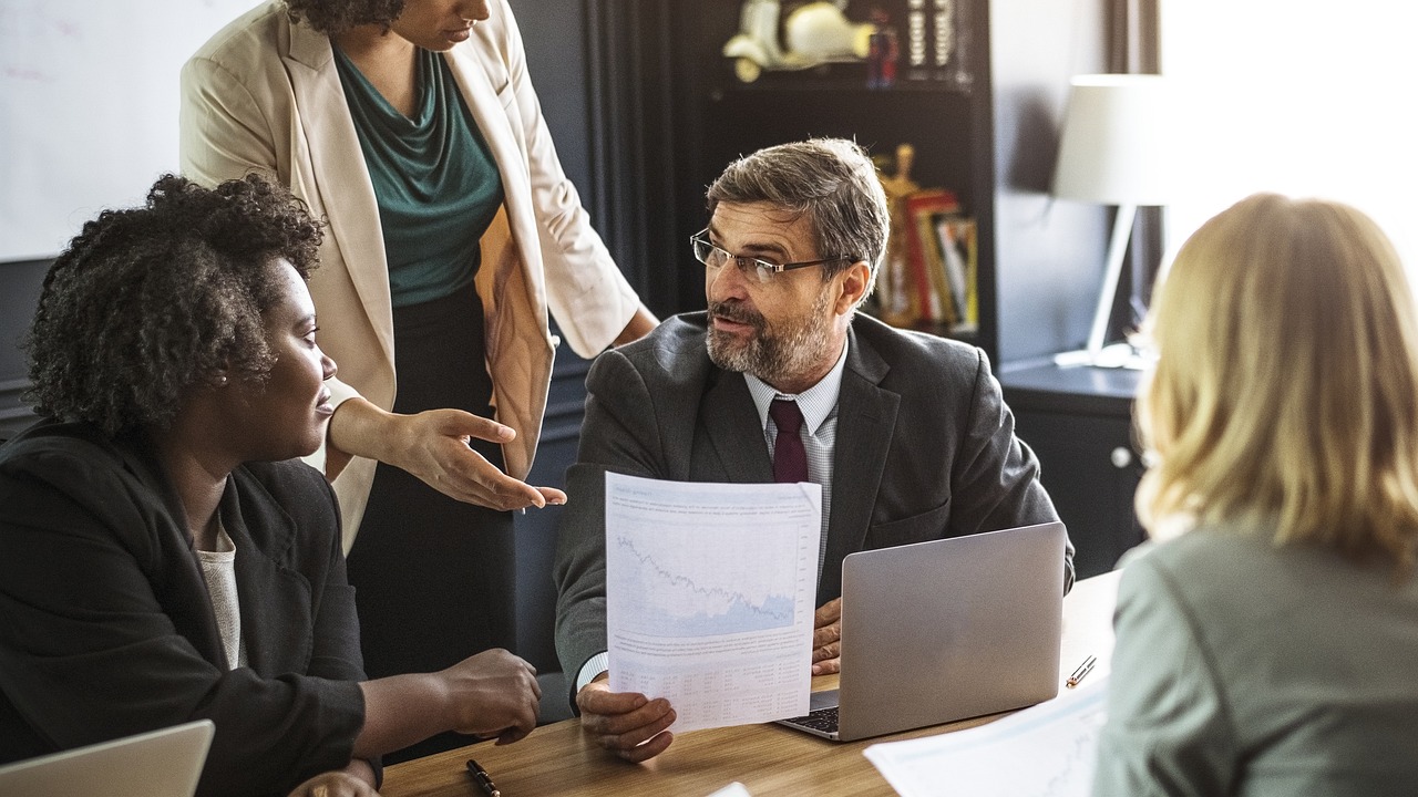 前途无量，白宇整顿职场领导，太勇了！