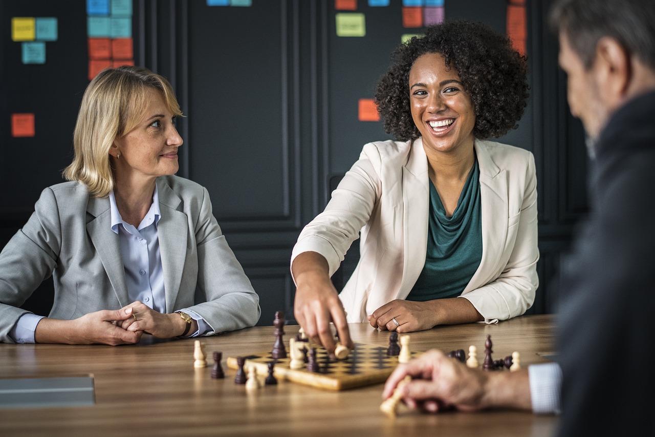 董宇辉直播讲解居里夫人翻车，一场文化直播的尴尬与反思