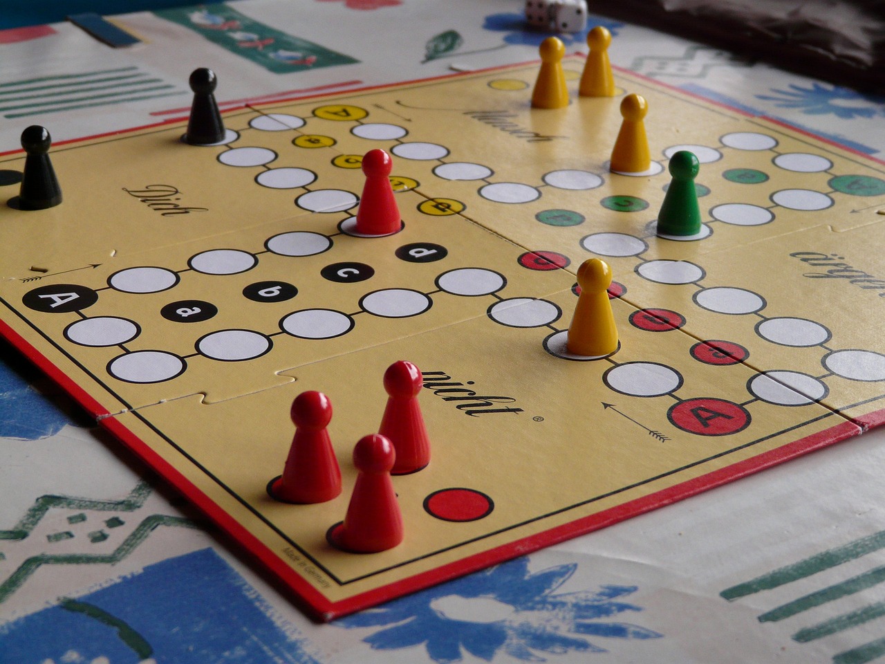 启蒙新视界，幼儿智力画报——开启智慧的色彩乐园