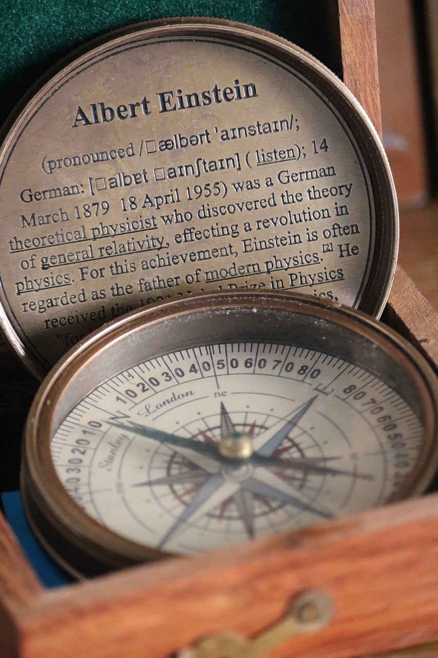 穿越时空的回响，探究历史论文的深度解析与撰写策略