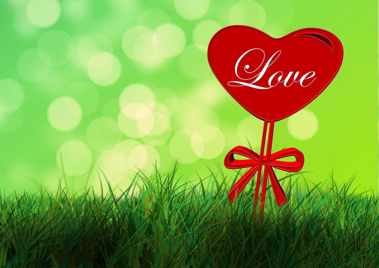 揭秘8月14日，非传统的情人节，爱的别样表达与文化含义