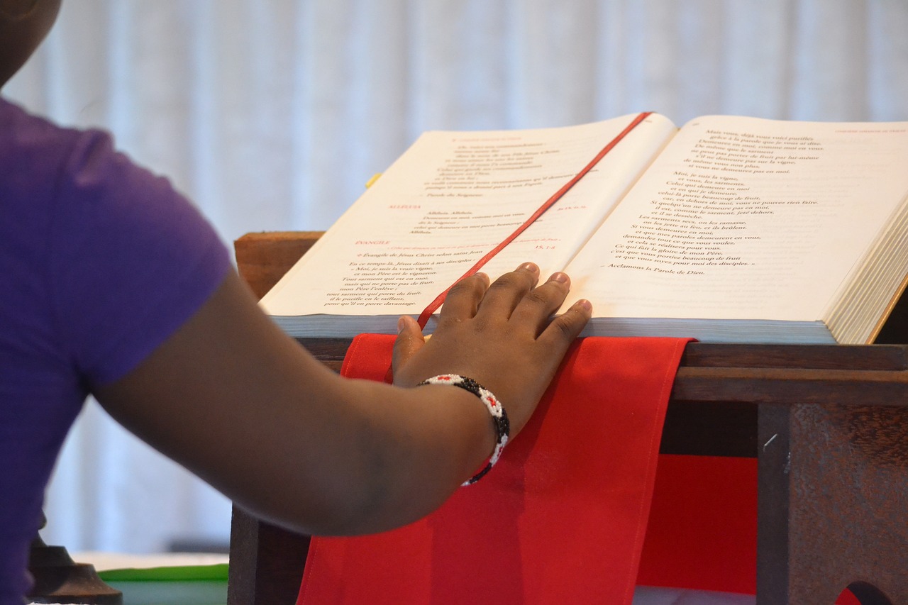 本科毕业生论文写作指南，从选题到答辩的全方位解析