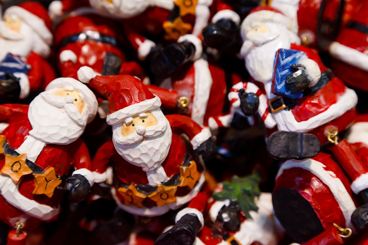 揭秘全球各地的十二月圣诞节，日期、习俗与独特庆祝方式