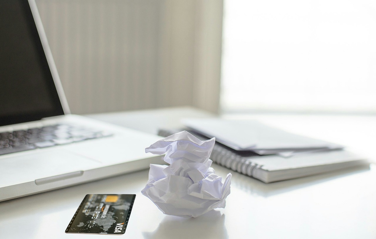 英乌签署22.6亿英镑贷款协议，深化经济合作与全球金融格局的变动