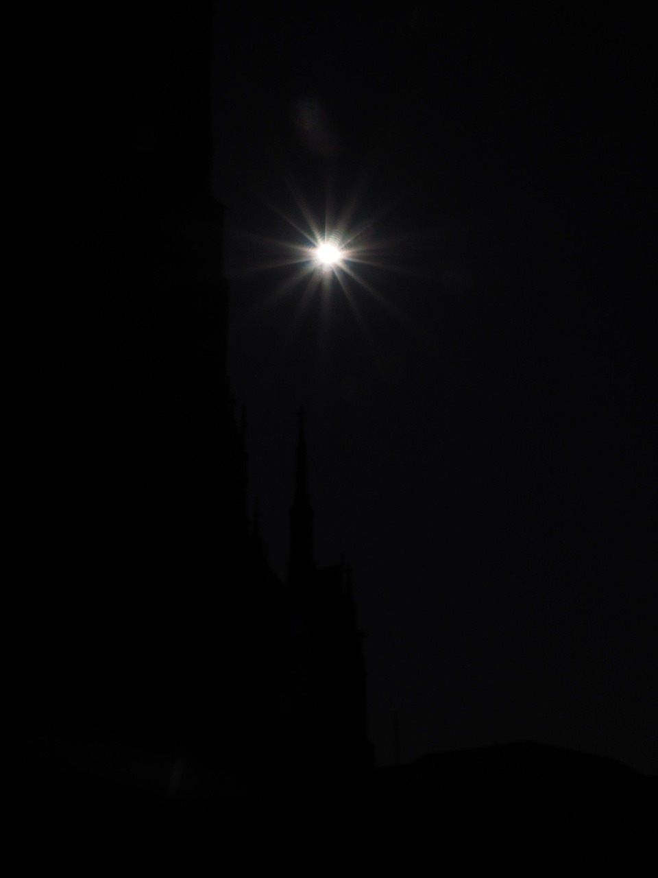 探索天象奇观，2020年那场难忘的金边环舞