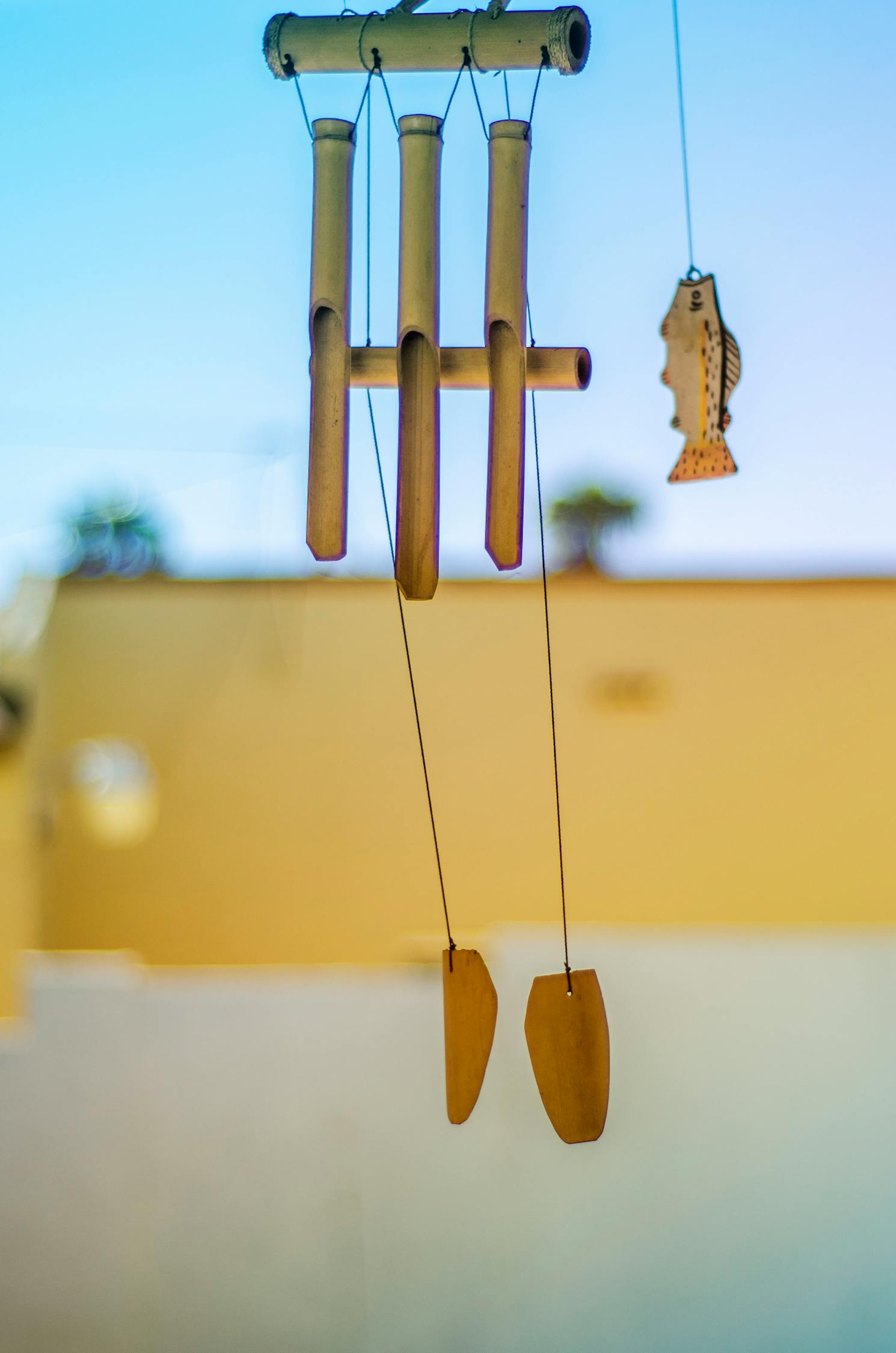 五一劳动节，传递温暖与敬意的十字祝福