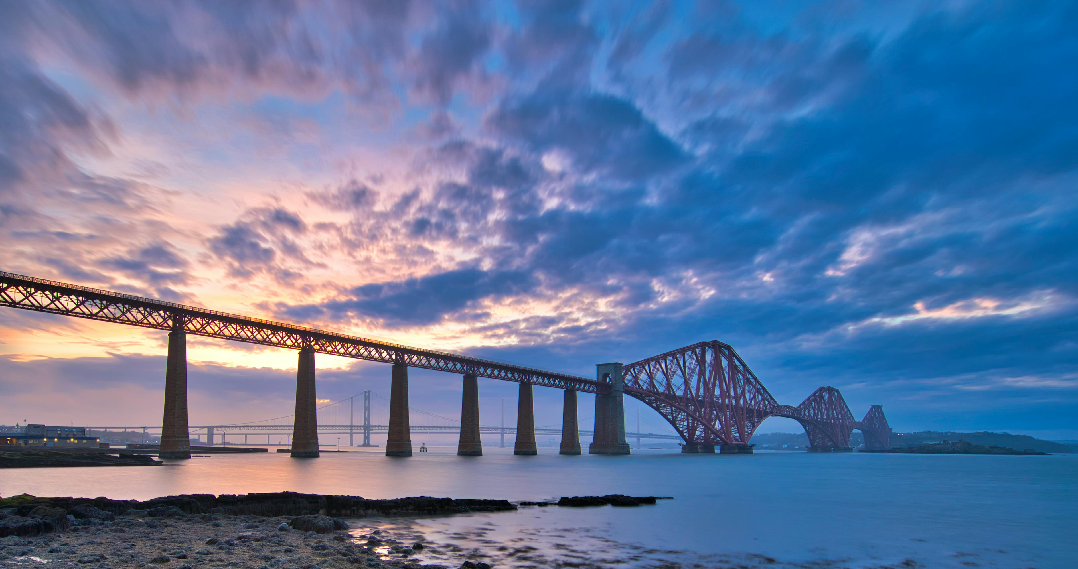 跨越碧波，连接梦想，烟台至大连的海上桥梁