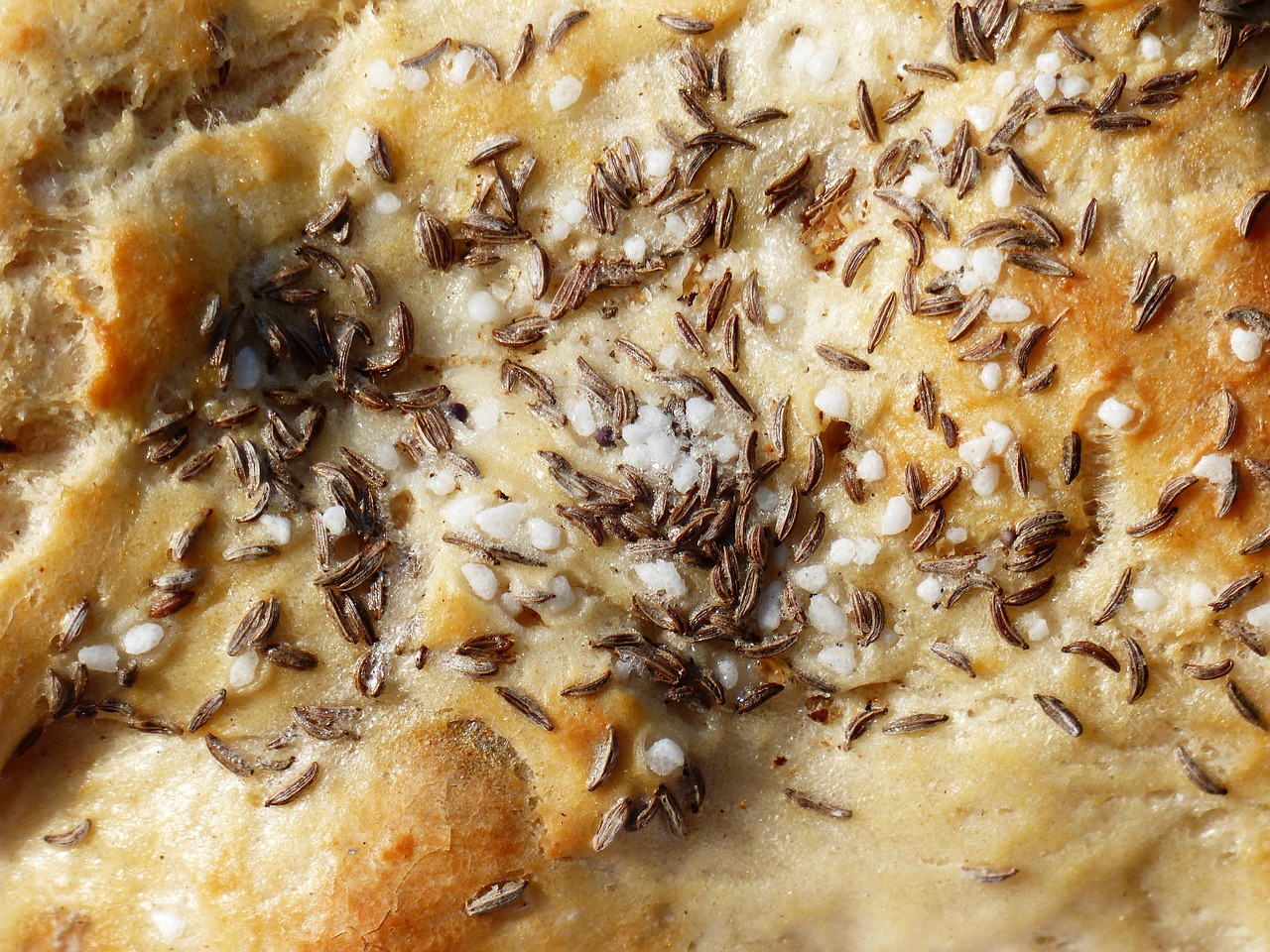 北京疫情新动态，新增本土感染者57例，社会面4例的应对与防控