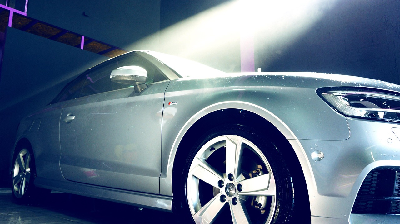 奥迪敞篷车，自由之风，奢华之选