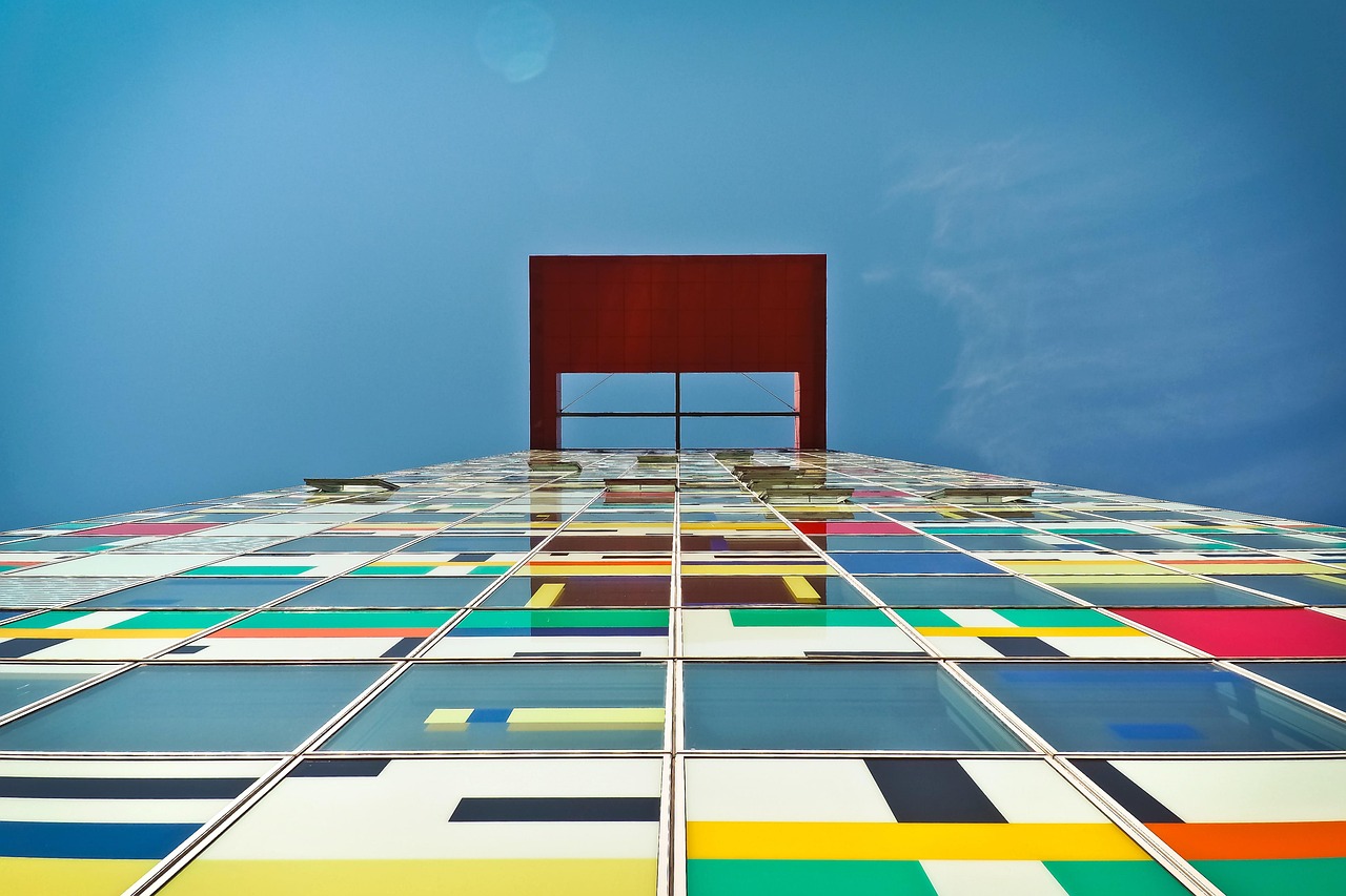 疫情新动态，31省新增确诊2例，境外输入病例需警惕