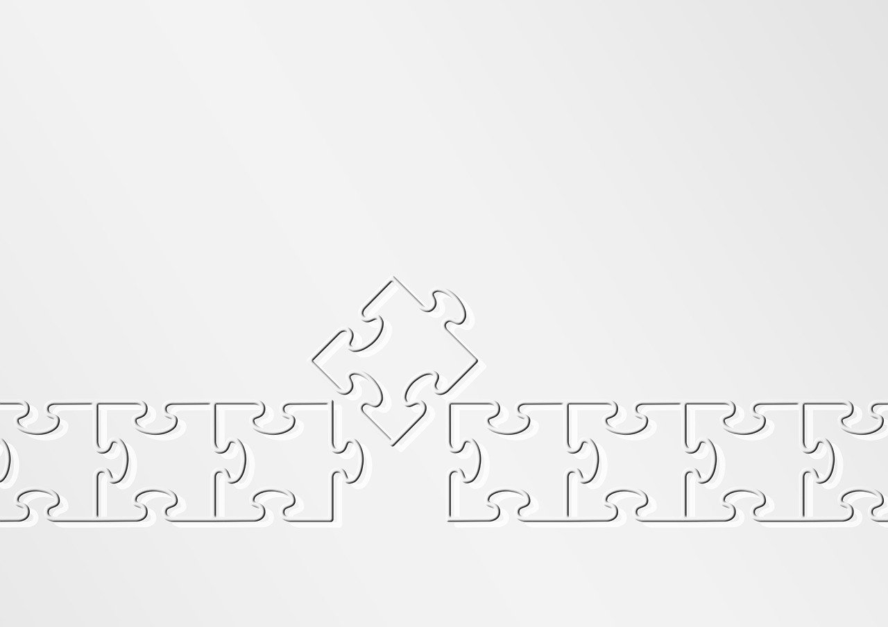 中国31省新增输入病例12例，疫情动态分析与防控策略