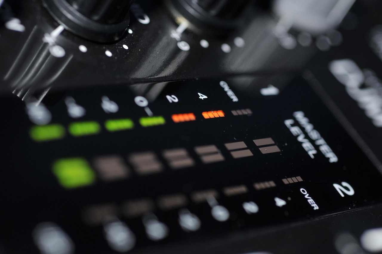 如何在iOS设备上下载并安装人人美剧应用 如何在iOS设备上下载并安装人人美剧应用