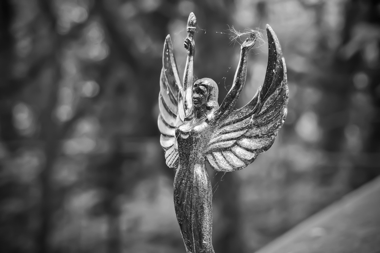 生活无奈的经典语录，在平凡中寻找不平凡的力量