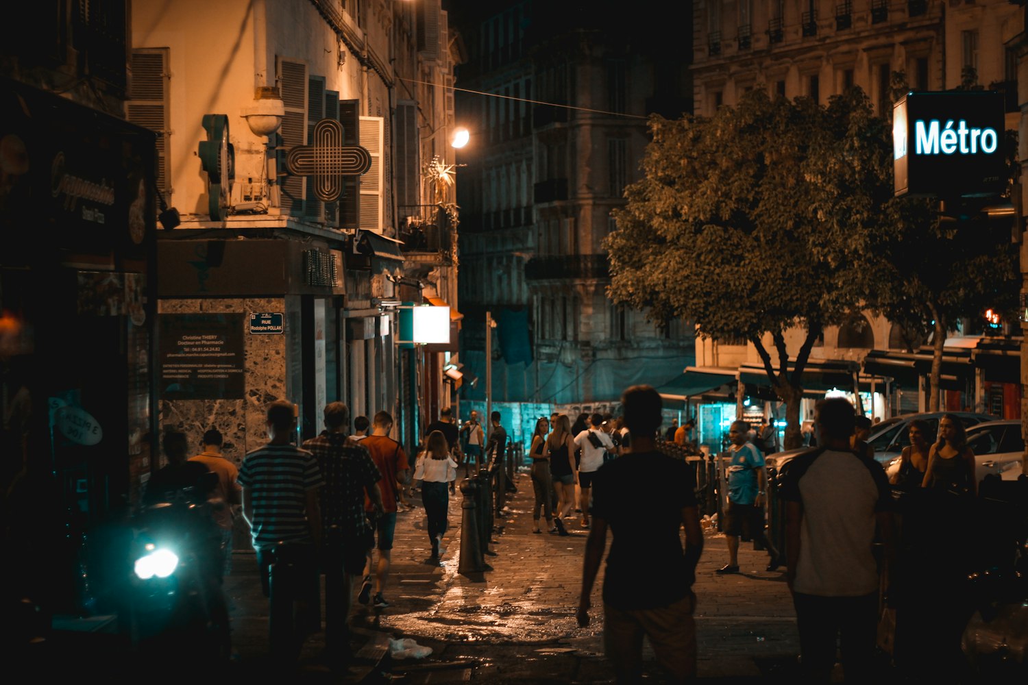 探索生活圈，2019年11月28日的社区动态与趋势